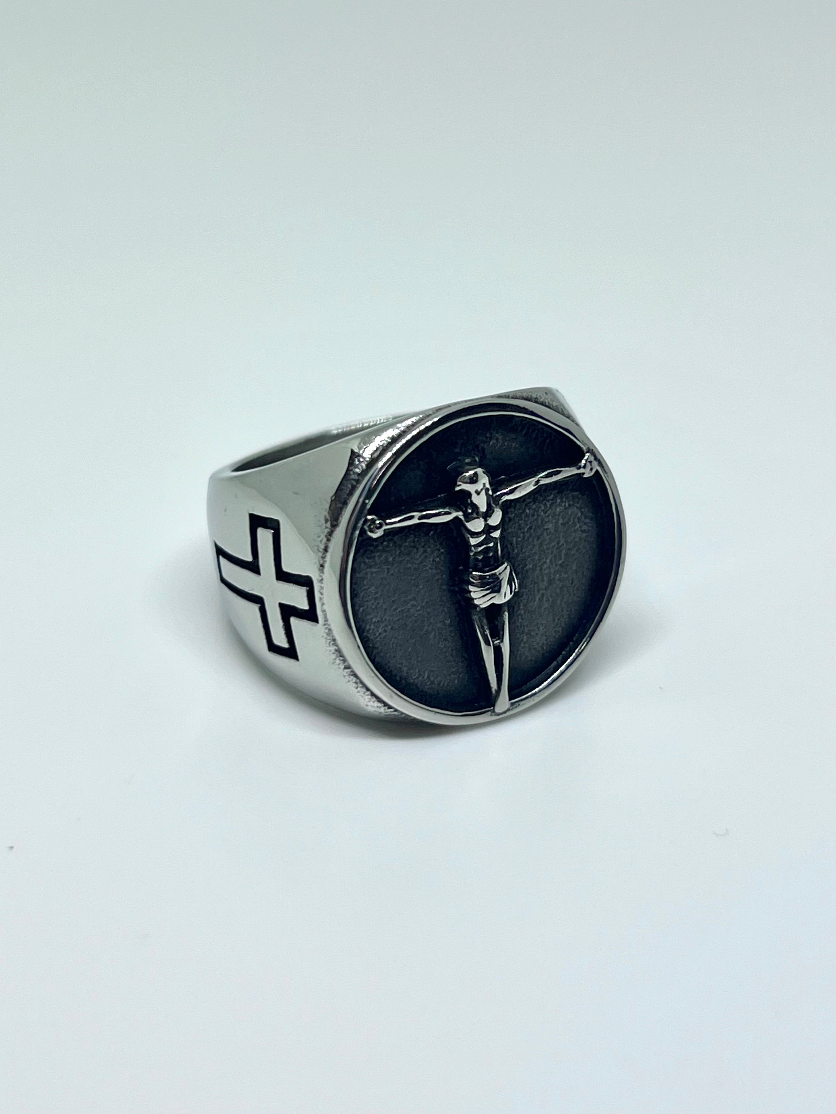 Crucifixion Ring – rings316