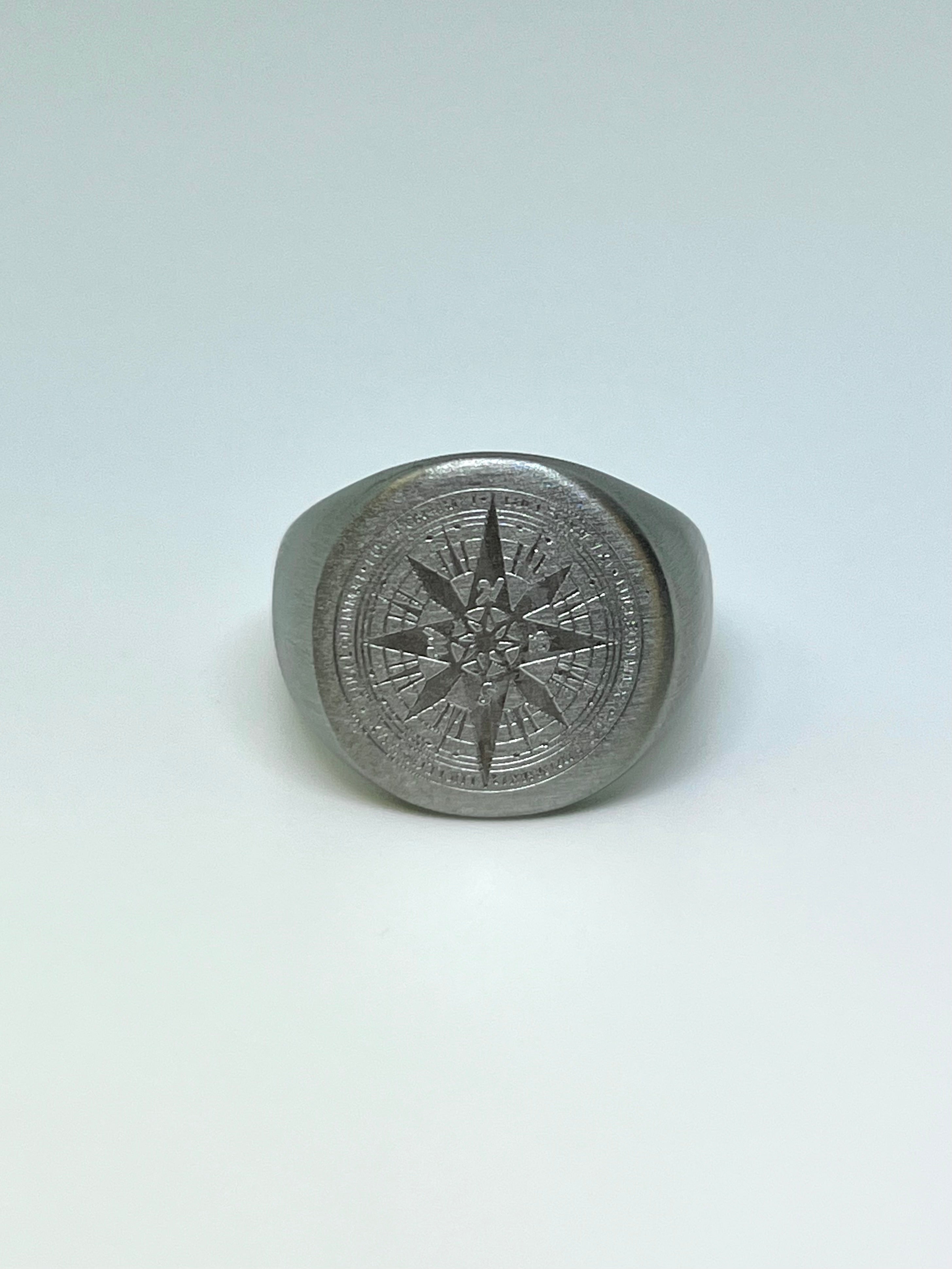Brushed Compass Ring – rings316