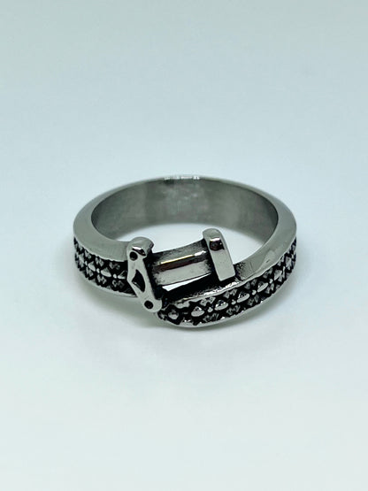 Dagger Ring