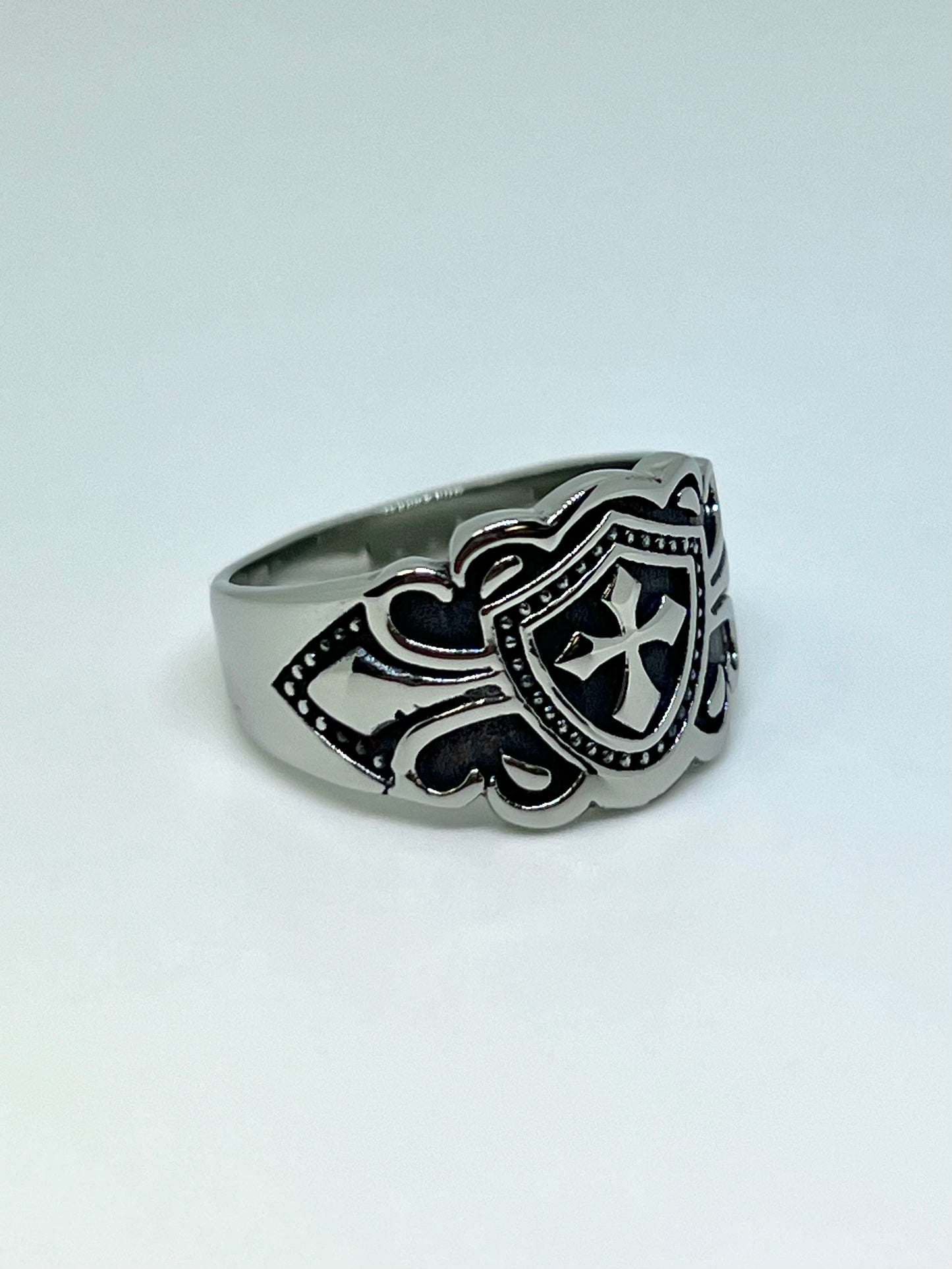 Silvery Stainless Steel Detailed Cross Ring