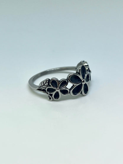 Daisy Flower Ring